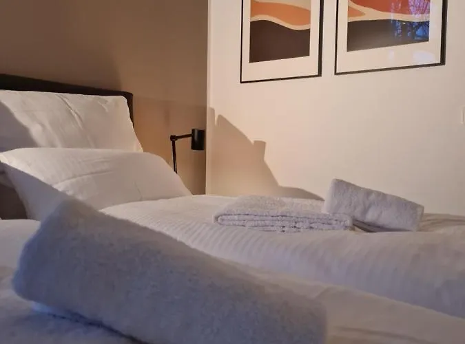 Penthouse In Am Wasser + Parken + Wlan + Netflix +kamin Apartament Wildau (Dahme-Spreewald)